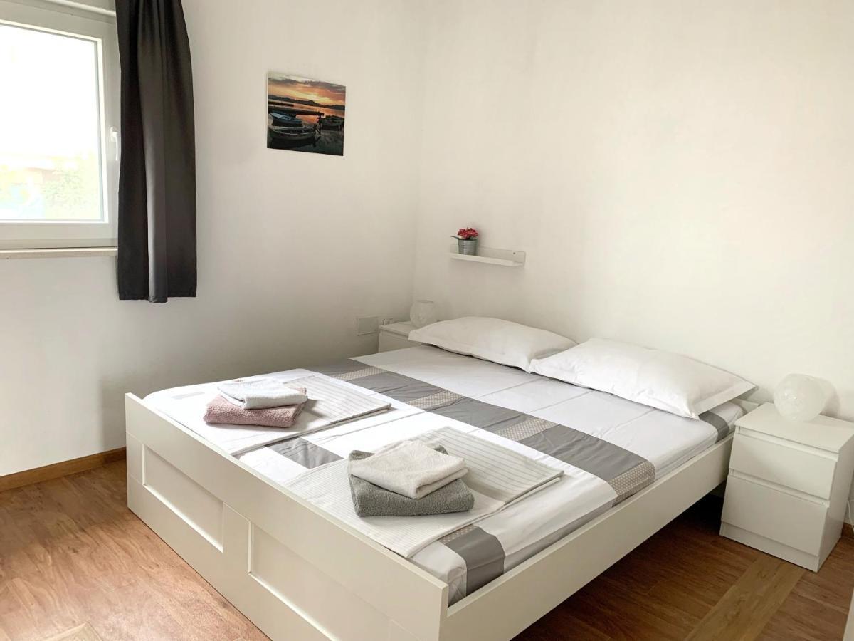 Apartments Cvijet Mora Sreser Bagian luar foto
