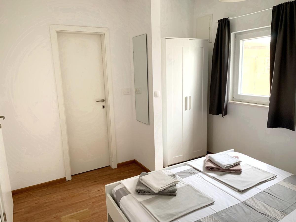 Apartments Cvijet Mora Sreser Bagian luar foto